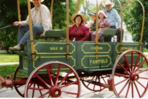 parade wagon 2.jpg